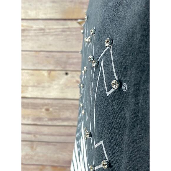 AC/DC Shirt Womens Size XL Gray Short Sleeve *Diamond accents* Stradivarius - Picture 7 of 10